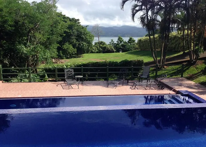 Lodge Arenal Lake Front & View Cottages